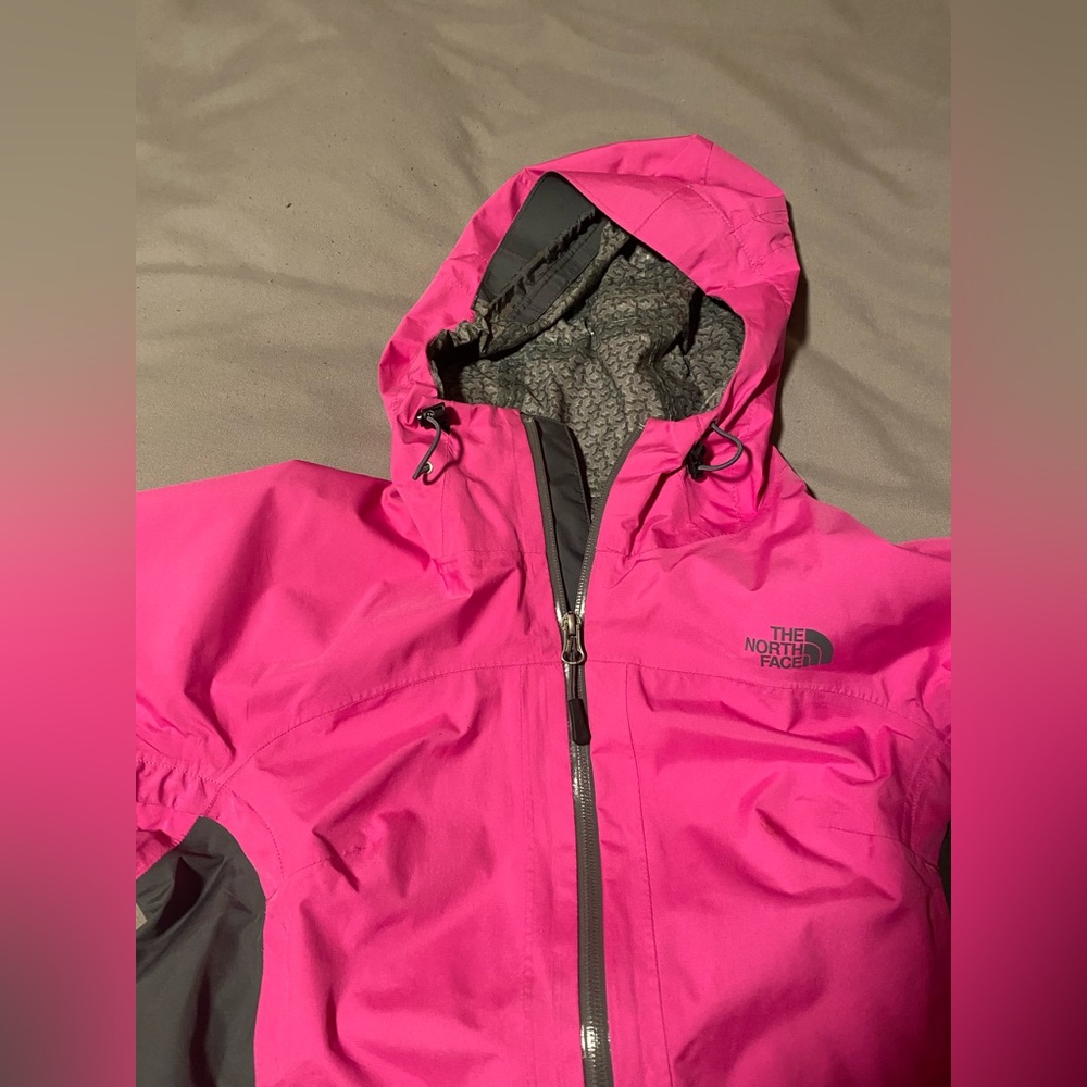Small North Face Light Weight Raincoat - image 2